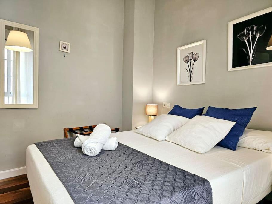 Cms Pena Historical Building Apartman Málaga Kültér fotó